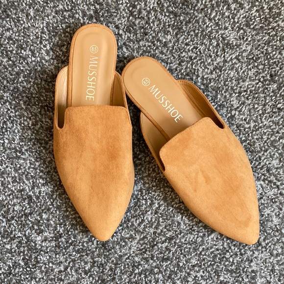Musshoe Shoes - NWOT Musshoe Shoes
